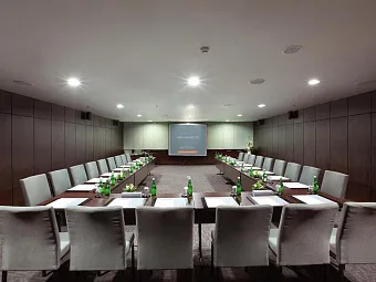 Отель PULLMAN BALI LEGIAN NIRWANA 5*