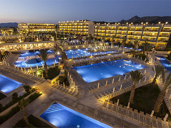   ZAFIRO PALACE ALCUDIA 5*