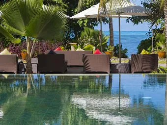 Отель DHEVATARA BEACH HOTEL 5*