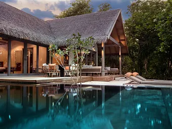 VAKKARU MALDIVES 5*