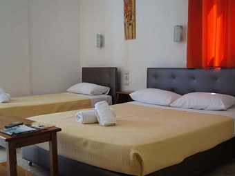 AITHRIO HOTEL 2+*