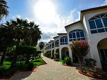 Отель SANDY BEACH FUJAIRAH 3*