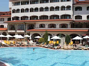 ROYAL PALACE HELENA PARK 5*