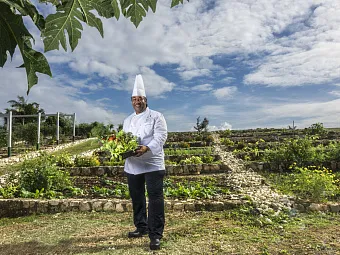 Отель ROUND HILL HOTEL AND VILLAS 5*