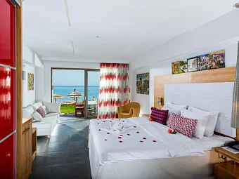 Отель HIGH BEACH 4*