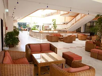 Отель ALFAMAR BEACH & SPORTS RESORT 4*