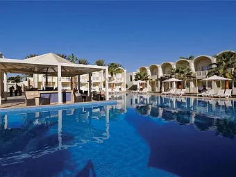  Отель REEF OASIS BEACH RESORT 5*