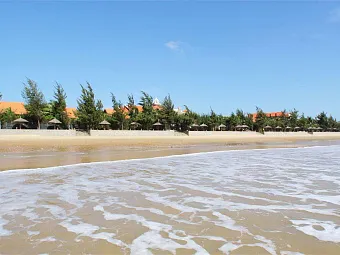 Отель GOLDEN COAST RESORT & SPA 4*