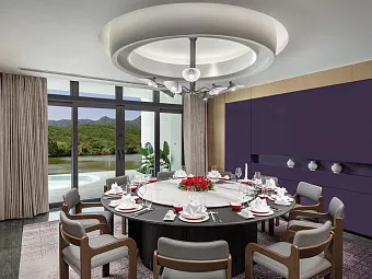 HUALUXE SANYA YALONG BAY RESORT 5*
