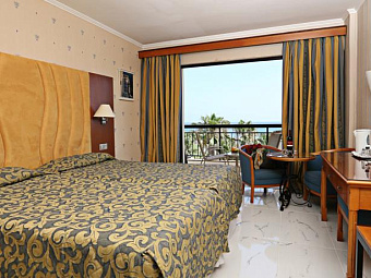   ANASTASIA BEACH HOTEL 4*