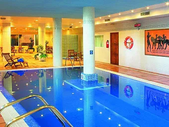 Закрытый бассейн в SOL BARBADOS 4*
