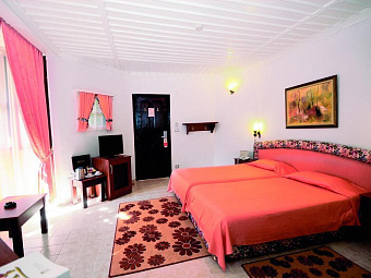 CLUB & HOTEL LETOONIA HV-1/5*