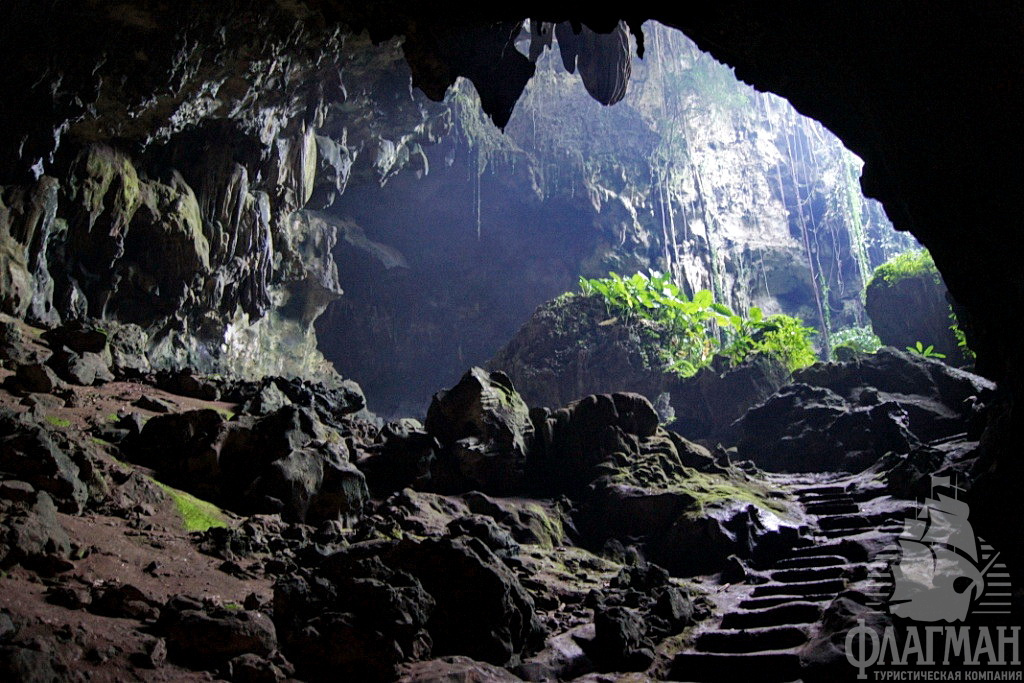 Пещера Mampu обросла легендами.