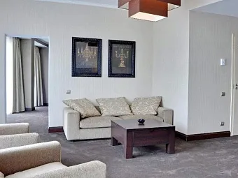 Краснодарский край. Геленджик. Отель ПРИМОРЬЕ 4*. 2-х местный 2-х комнатный люкс Luxury.