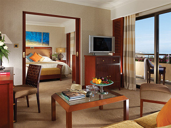  FOUR SEASONS 5*.