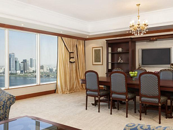 CORNICHE HOTEL SHARJAH 5* (ex. Hilton)