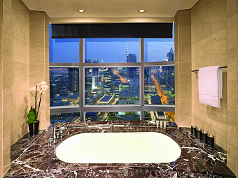 JUMEIRAH EMIRATES TOWERS 5*