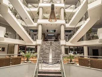 Отель GREEN BEACH RESORT 5*