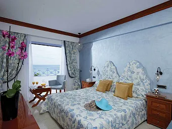 Отель SERITA BEACH HOTEL 5*