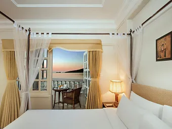 SUNRISE NHA TRANG BEACH HOTEL & SPA 5*