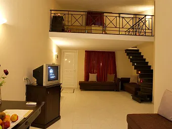 Отель GOUVES SEA & MARE HOTEL 4*