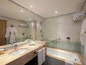 Отель IBEROSTAR PARAISO LINDO 5*