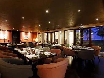 Отель CENTARA CEYSANDS RESORT & SPA 4*