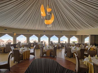 Отель GOLDEN PARNASSUS 5*