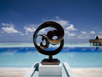 Отель LILY BEACH RESORT & SPA 5*