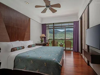 MANGROVE TREE RESORT YALONG BAY 5*