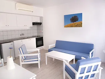 Отель LIQUID HOTEL APTS 3*