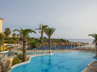 Отель MALAMA BEACH HOLIDAY VILLAGE 4*