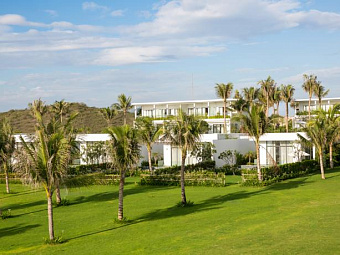 Отель RIVIERA DELUXE CAM RANH RESORT 5*