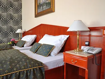 Отель CARLTON 4*