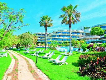 Отель CRYSTAL SUNRISE QUEEN LUXURY RESORT & SPA 5*