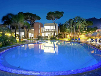 ALBERGO LA REGINELLA RESORT & SPA 4*