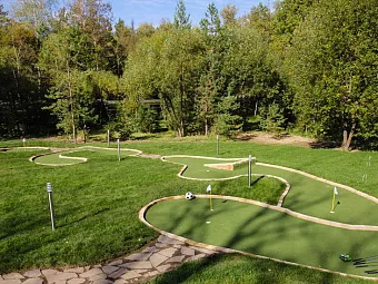 LES Art Resort 4*
