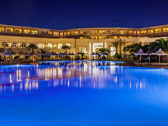 Отель VINCCI MARILLIA 4*