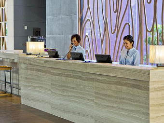 HOLIDAY INN EXPRESS PHUKET PATONG BEACH CENTRAL 3*