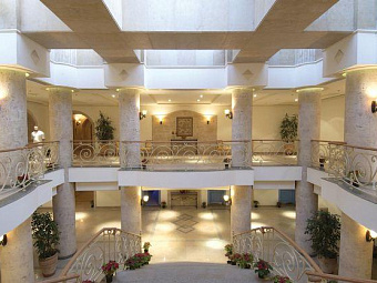 LA RESIDENCE DES CASCADES 5*