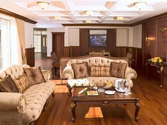  Deluxe Grand Villa