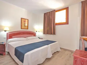 HOVIMA LA PINTA 4*