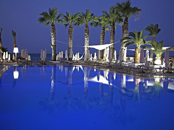 VRISSIANA BEACH HOTEL 4*