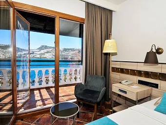 Отель GREEN BEACH RESORT 5*
