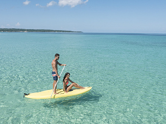 COUPLES SWEPT AWAY, NEGRIL 5*