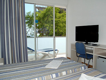 4R SALOU PARK RESORT I 4* ( SALOU PARK)