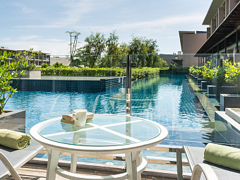 Pool Access Junior Suite