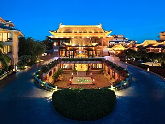 SWISSOTEL & GRANG MERCURE YALONG BAY 5*