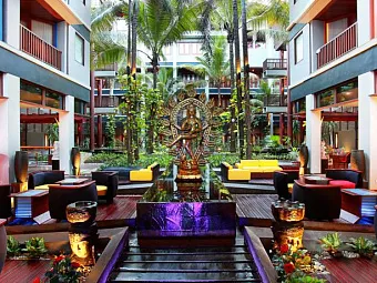 Отель MERCURE KUTA 4*