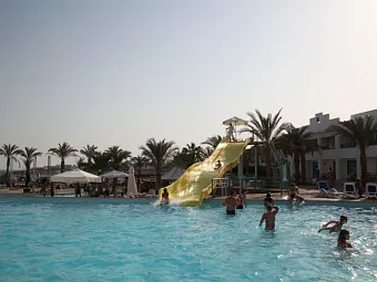 Отель DESSOLE ROYAL ROJANA RESORT 5*